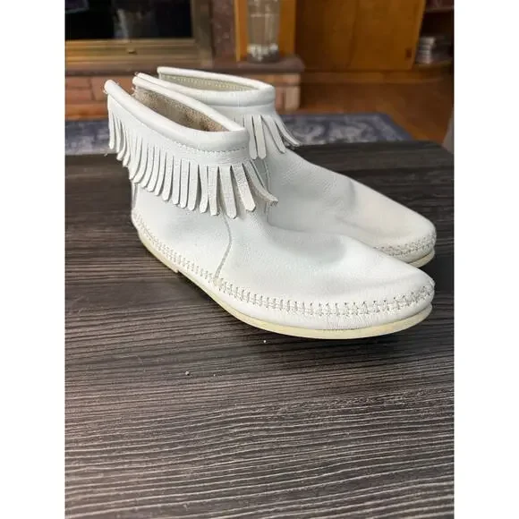 Vintage Genuine Leather USA Made White Fringe Ankle Moccasins SZ. 9 - Picture 7 of 9